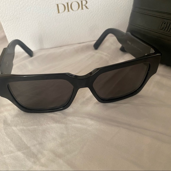 Dior Sunglasses - Picture 4 of 4
